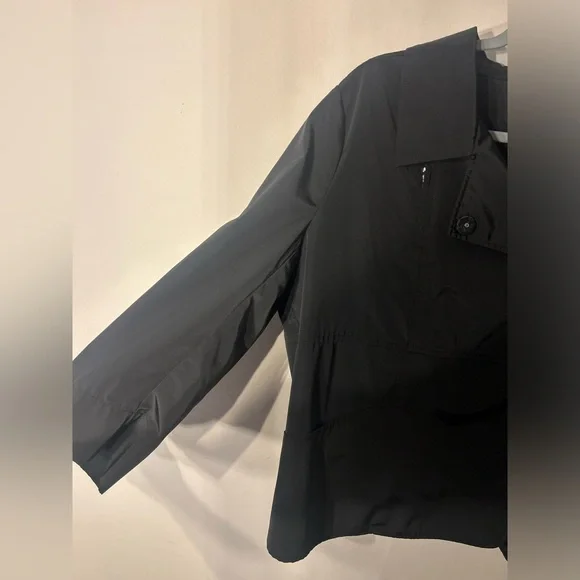 Simply Vera Wang Black Rain Jacket Coat with pockets. Excellent Condition! - Picture 2 of 7